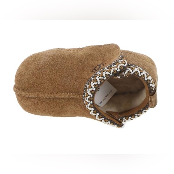 Uggs infant toddler size 4/5 Unisex-Baby Tasman Beanie moccasins NEW - Picture 1 of 9